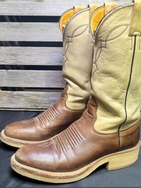 Nocona Two-Tone Banana Yellow Leather Western Boots. Lemonwood Stacked heel!